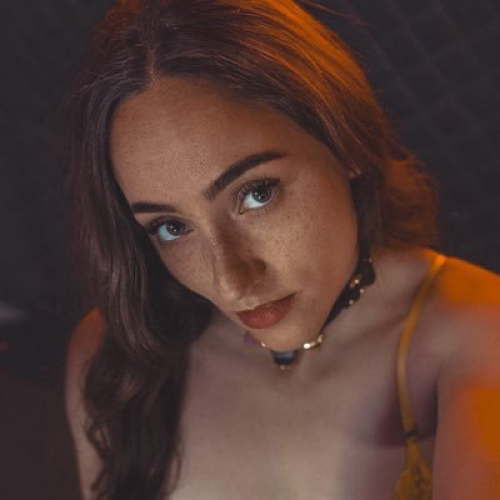 Mila Maeve